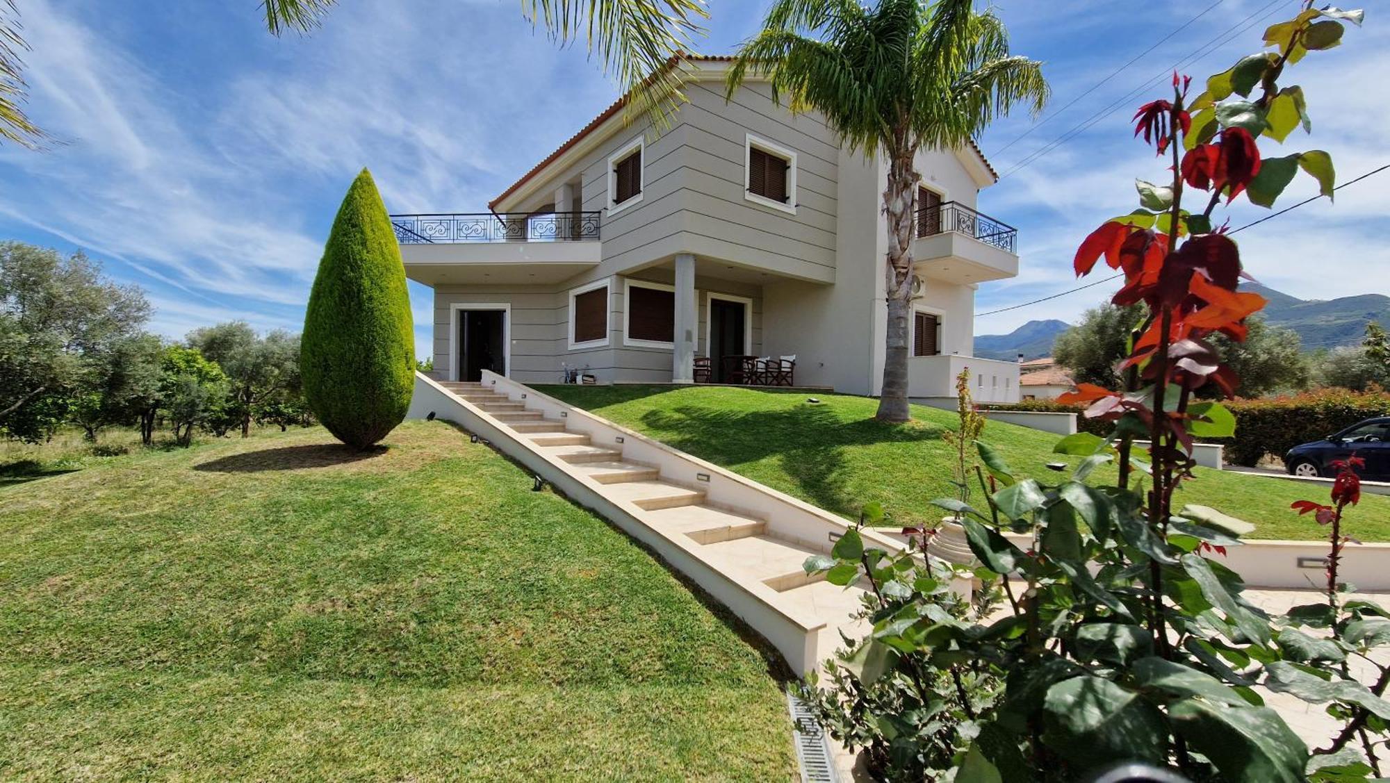 Dimitris Villa Aigio Exterior photo