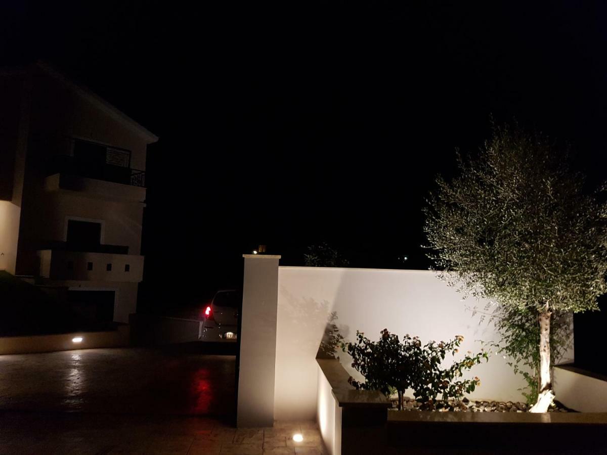 Dimitris Villa Aigio Exterior photo