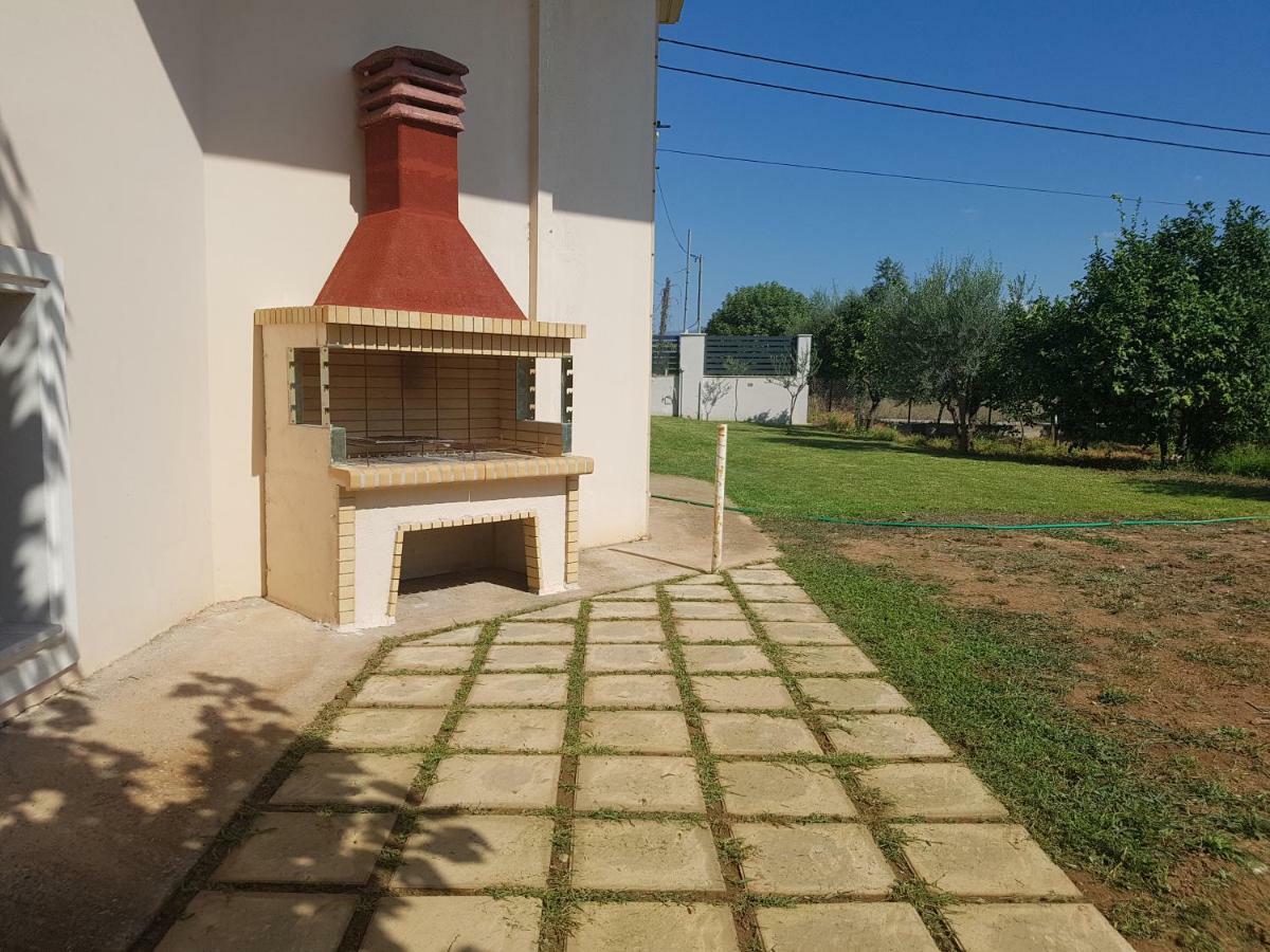 Dimitris Villa Aigio Exterior photo